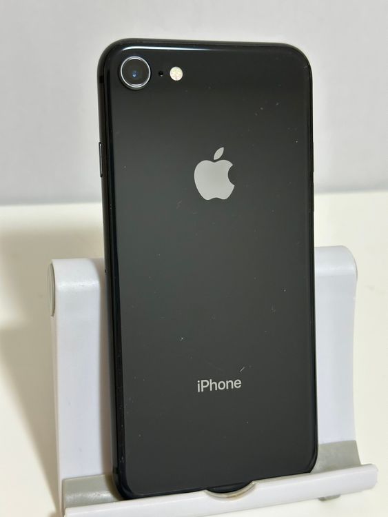 ���Хåƥ꡼94% SIM�ե꡼ iPhone8 128GB ���ڡ������쥤