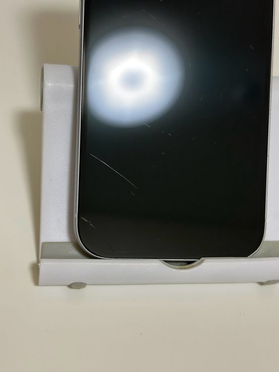 ���Хåƥ꡼86% SIM�ե꡼ iPhone15 128GB �֥롼