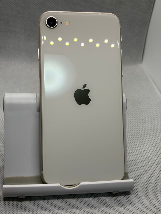 ���Хåƥ꡼89% Ķ���� SIM�ե꡼ iPhoneSE ��3���� 128GB �������饤��