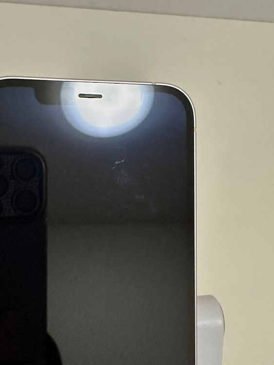 ��SIM�ե꡼ iPhone12 64GB �ۥ磻��