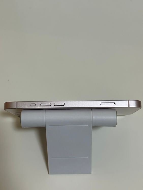 ���Хåƥ꡼81% ���� SIM�ե꡼ iPhone13 128GB �ԥ�