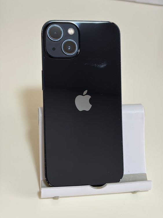 ���Хåƥ꡼84% SIM�ե꡼ iPhone13 128GB �ߥåɥʥ���