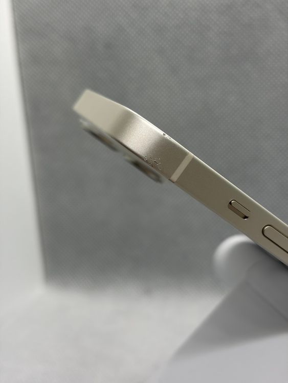 ���Хåƥ꡼85% SIM�ե꡼ iPhone13 128GB �������饤��