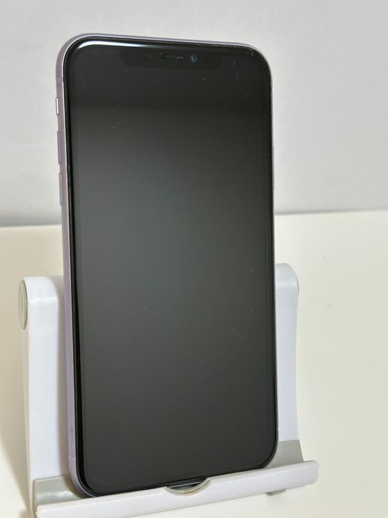 ���Хåƥ꡼95% SIM�ե꡼ iPhone11 64GB �ѡ��ץ�