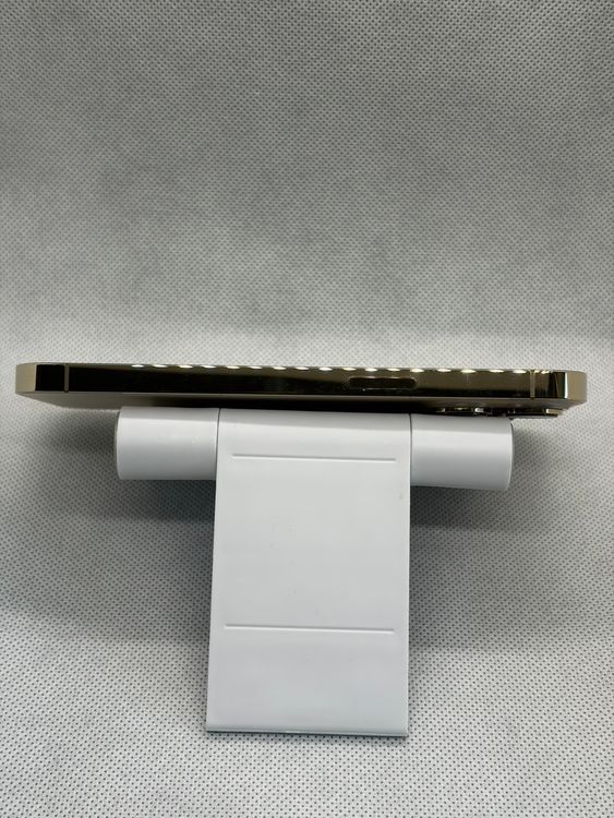 ���Хåƥ꡼82% Ķ���� SIM�ե꡼ iPhone13Pro 256GB �������