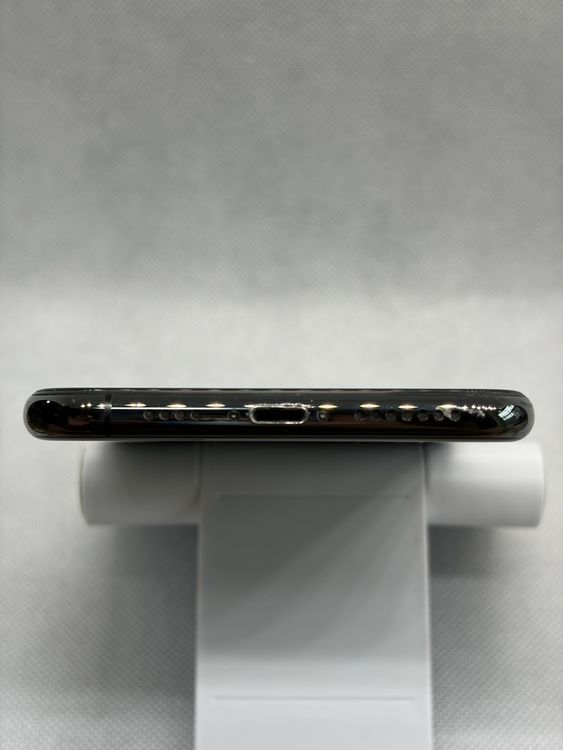 ���Хåƥ꡼80% SIM�ե꡼ iPhoneXSMax 64GB ���졼