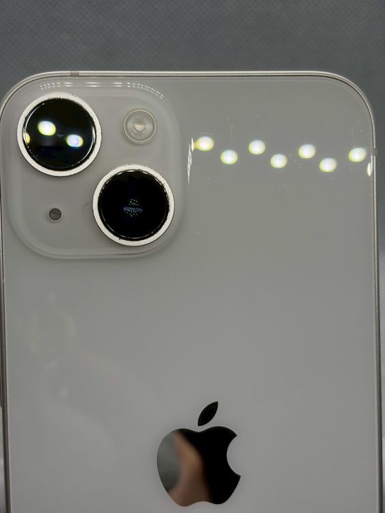 ���Хåƥ꡼83% SIM�ե꡼ iPhone14 128GB �������饤��