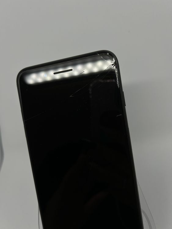 ���ϥԥͥ��ͥå� SIM�ե꡼ iPhone7Plus  128GB �����åȥ֥�å�