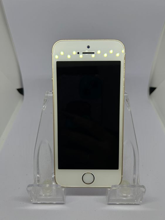 ���ϥԥͥ��ͥå� iPhoneSE  32GB ������� �Хåƥ꡼90%