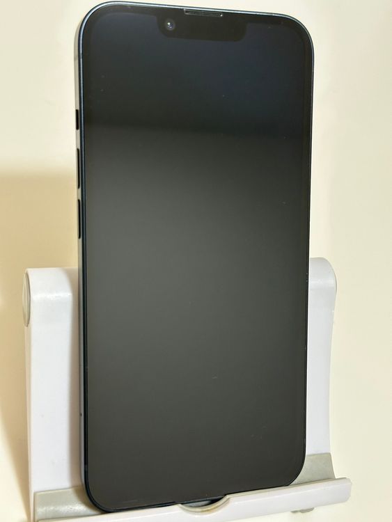 ���Хåƥ꡼90% SIM�ե꡼ iPhone14 128GB �ߥåɥʥ���