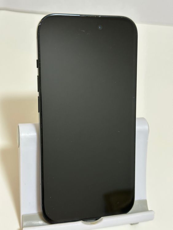 ���Хåƥ꡼94% SIM�ե꡼ iPhone15 128GB �֥�å�