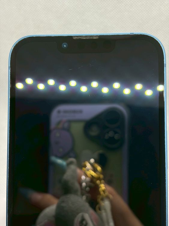 ���Хåƥ꡼84% SIM�ե꡼ iPhone13 128GB �֥롼