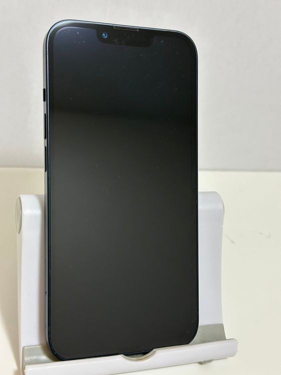 ���Хåƥ꡼86% SIM�ե꡼ iPhone13 128GB �ߥåɥʥ���