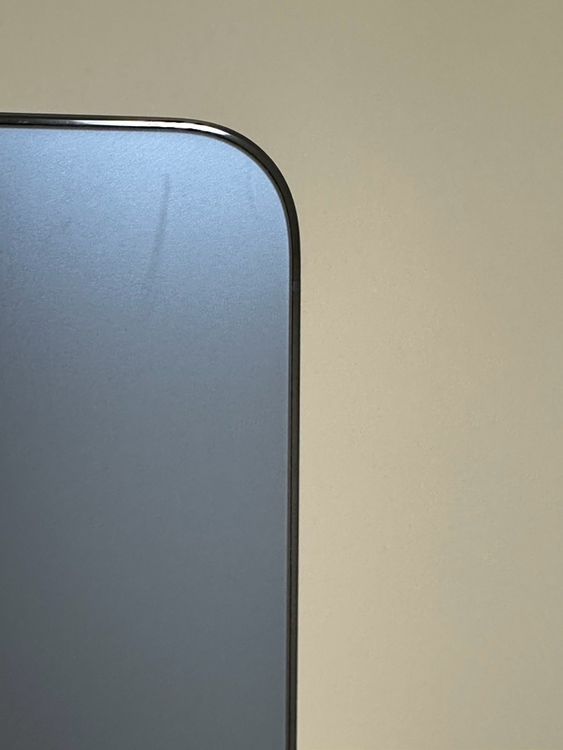 ���Хåƥ꡼86% SIM�ե꡼ iPhone13Pro 128GB ������֥롼