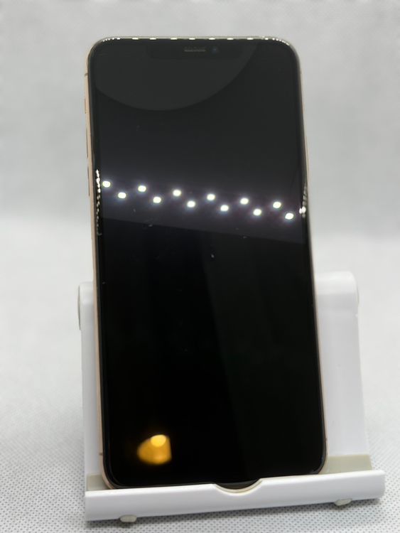 ��SIM�ե꡼ iPhone11ProMax 256GB ������� �Хåƥ꡼83%