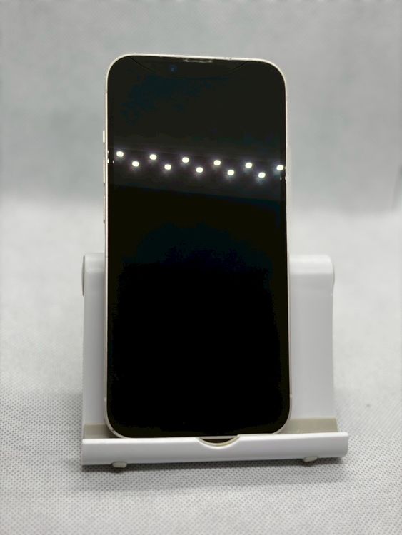 ���Хåƥ꡼86% SIM�ե꡼ iPhone14 128GB �������饤��