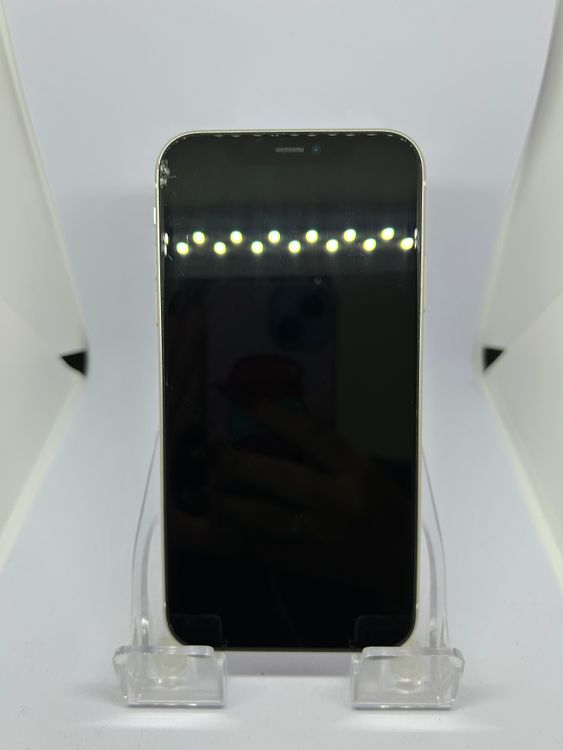 ��SIM�ե꡼ iPhone11  128GB �ۥ磻�� �Хåƥ꡼69%
