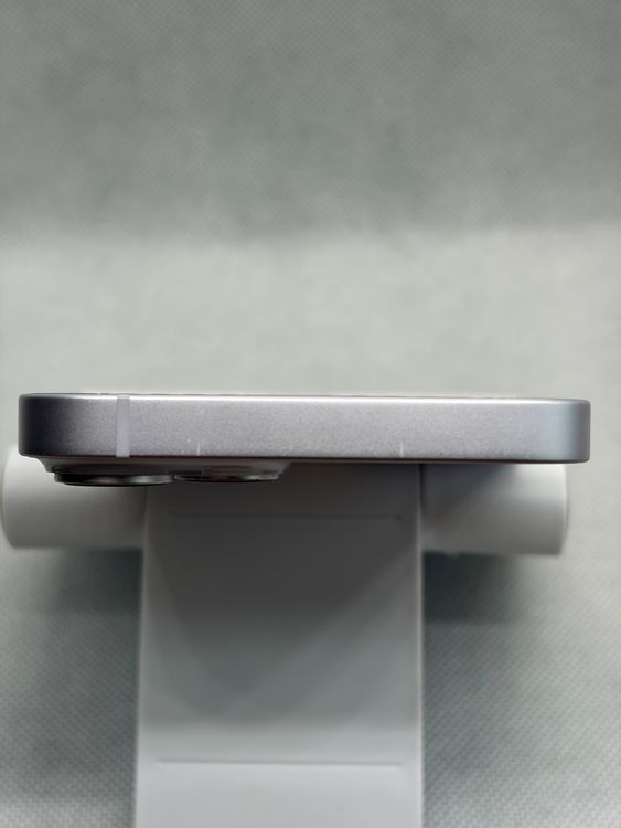 ������ SIM�ե꡼ iPhone14 256GB �Хåƥ꡼84% �ѡ��ץ�