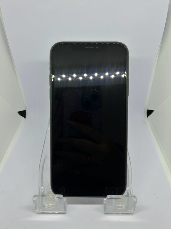 ��SIM�ե꡼ iPhone11  256GB �֥�å�