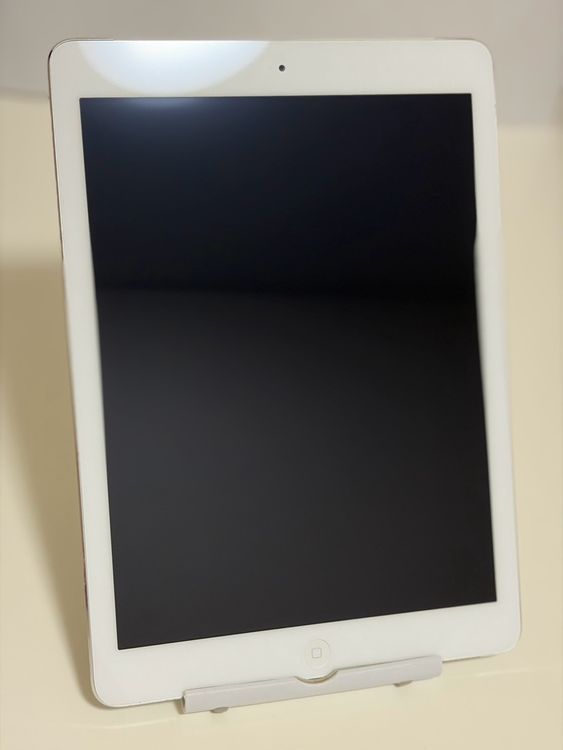 ���Хåƥ꡼87% iPad Air 64GB ����С�