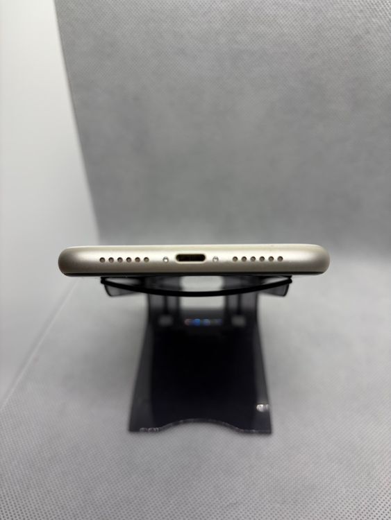 ���ϥԥͥ��ͥå� SIM�ե꡼ iPhone11 64GB �ۥ磻�� �Хåƥ꡼82%