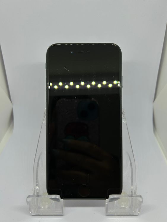 ��SIM�ե꡼ iPhoneSE��3����  128GB �ߥåɥʥ��� �Хåƥ꡼78%