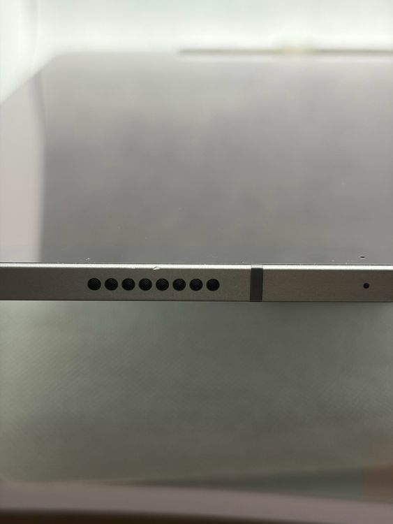 ��SIM�ե꡼ iPad Pro ��3���� 11����� 128GB ���졼
