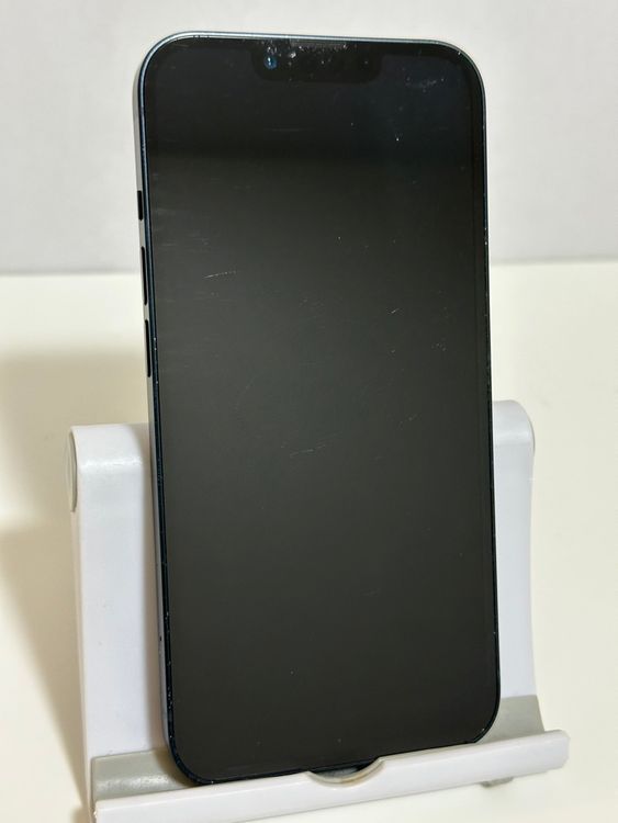 ���Хåƥ꡼84% SIM�ե꡼ iPhone13 128GB �ߥåɥʥ���