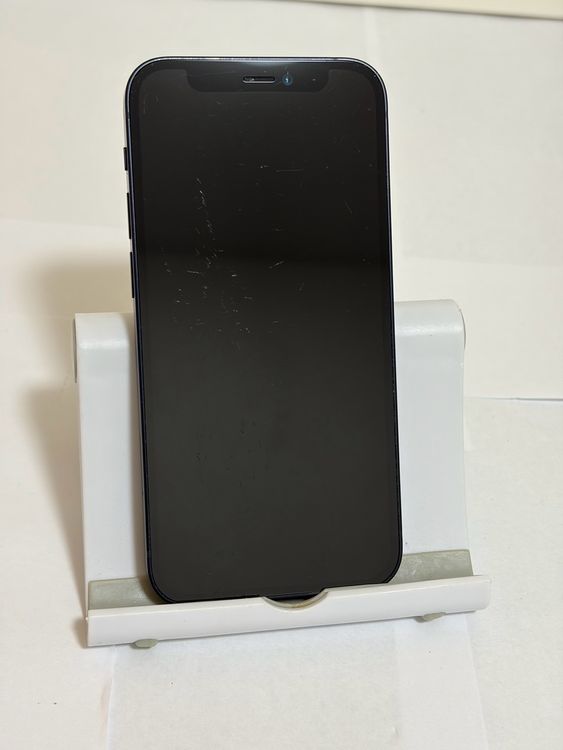 ���Хåƥ꡼81% SIM�ե꡼ iPhone12mini 64GB �֥�å�