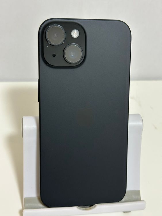 ���Хåƥ꡼81% SIM�ե꡼ iPhone15 128GB �֥�å�