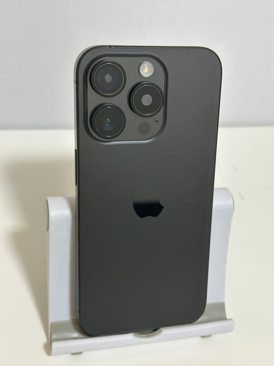 ������ �Хåƥ꡼85% SIM�ե꡼ iPhone15Pro 256GB �֥�å������˥���