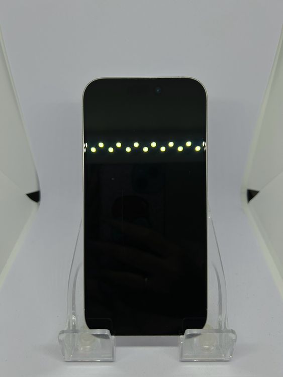 ��Ķ���� SIM�ե꡼ iPhone15Pro  512GB �ۥ磻�ȥ����˥���