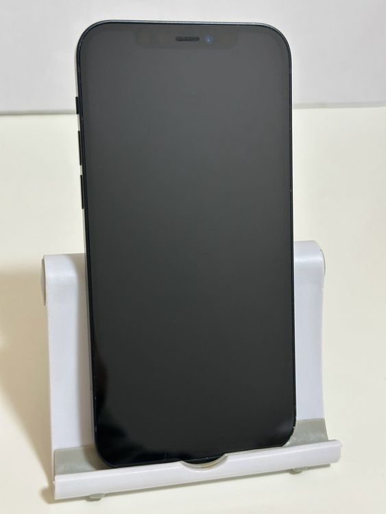 ���Хåƥ꡼81% SIM�ե꡼ iPhone12 256GB �֥�å�