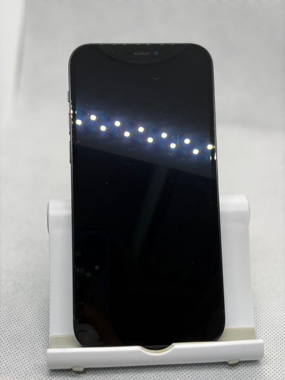 ���Хåƥ꡼83% SIM�ե꡼ iPhone12 128GB �֥�å�