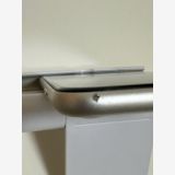 ���Хåƥ꡼94% SIM�ե꡼ iPhoneSE ��3���� 64GB �������饤��