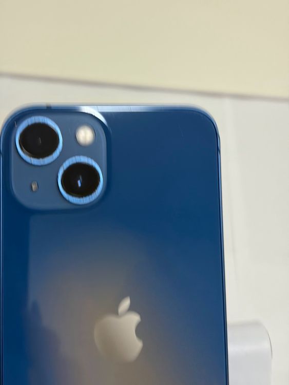 ���Хåƥ꡼89% SIM�ե꡼ iPhone13 128GB �֥롼
