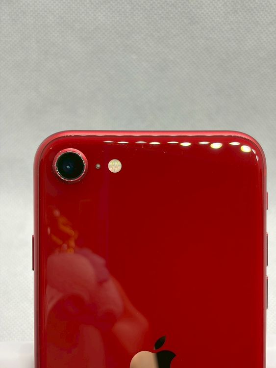 ���Хåƥ꡼85% SIM�ե꡼ iPhoneSE ��3���� 64GB ��å�