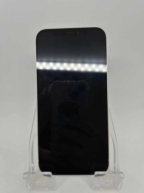 ��SIM�ե꡼ iPhone12  64GB �ۥ磻�� �Хåƥ꡼78%