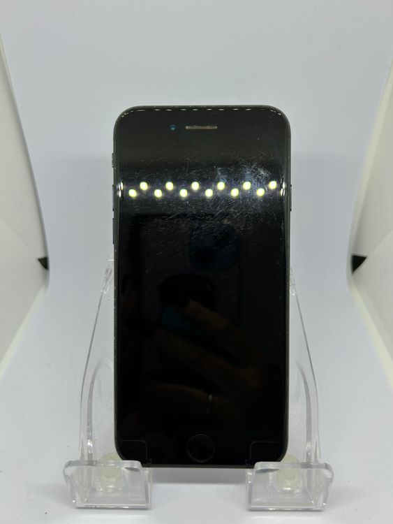 ��SIM�ե꡼ iPhoneSE��3����  64GB �ߥåɥʥ��� �Хåƥ꡼76%