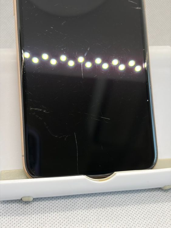 ���Хåƥ꡼93% SIM�ե꡼ iPhone11Pro 512GB �������