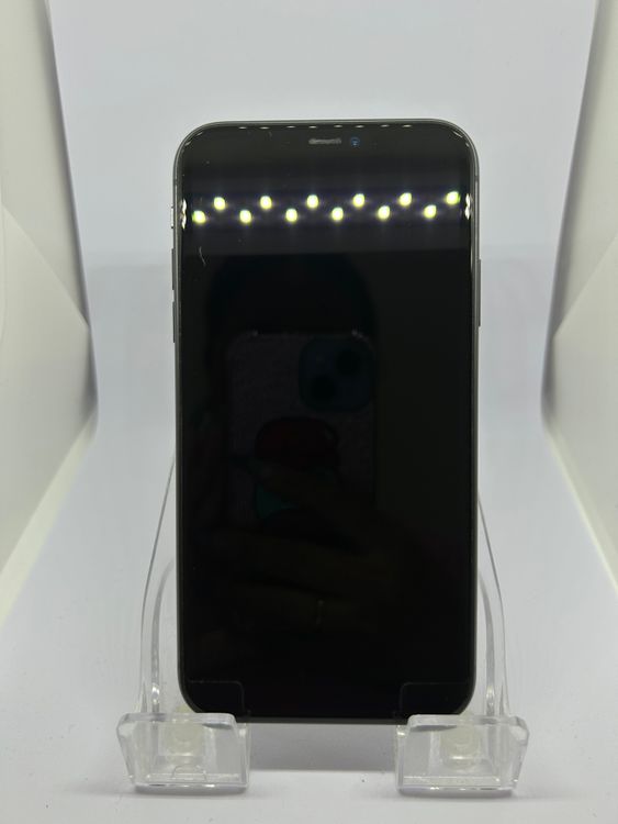 ��SIM�ե꡼ iPhone11  64GB �֥�å� �Хåƥ꡼78%