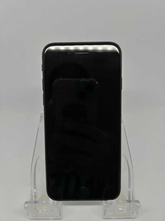 ���ϥԥͥ��ͥå� SIM�ե꡼ iPhoneSE��3����  64GB �ߥåɥʥ��� 86%