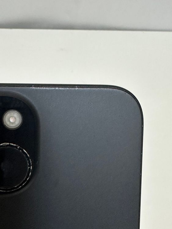 ���Хåƥ꡼82% SIM�ե꡼ iPhone15 128GB �֥�å�