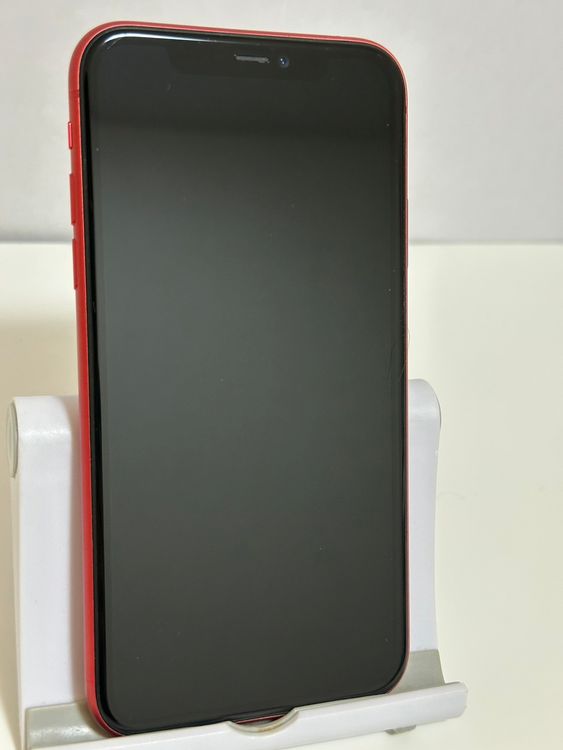 ���Хåƥ꡼81% SIM�ե꡼ iPhone11 128GB ��å�