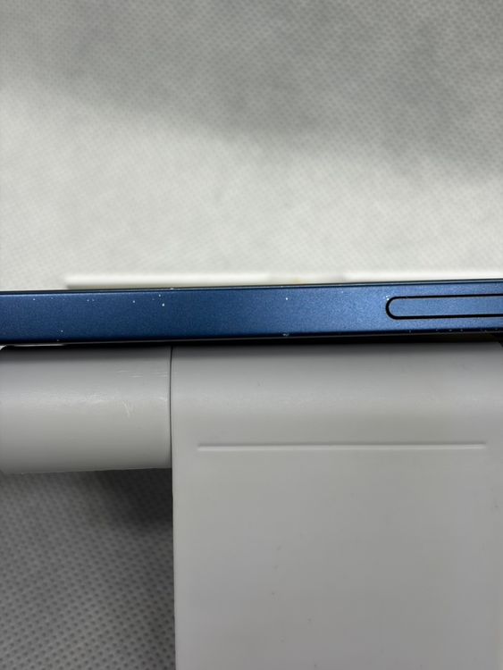 ��SIM�ե꡼ iPhone12 128GB �֥롼 �Хåƥ꡼83%