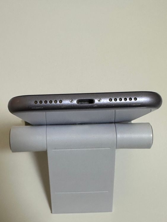 ��SIM�ե꡼ iPhone11 64GB �ѡ��ץ�