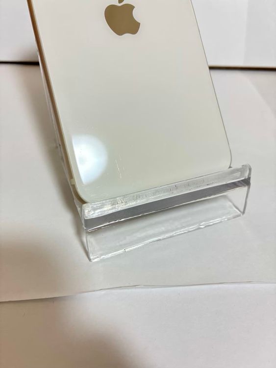 ���ϥԥͥ��ͥå�iPhoneSE��3���� 64GB �������饤��   ����̵��