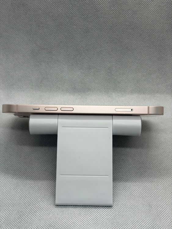 ���Хåƥ꡼84% SIM�ե꡼ iPhone13 256GB �ԥ�