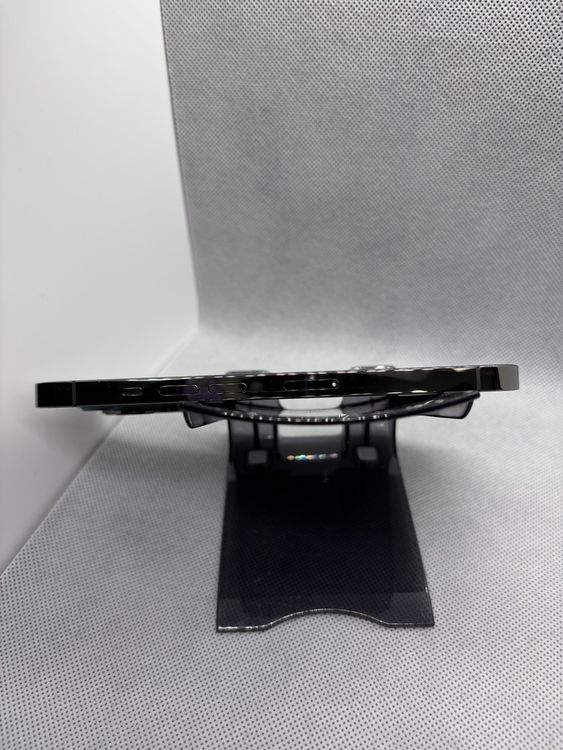 ���ϥԥͥ��ͥå� SIM�ե꡼ iPhone13Pro 512GB ����ե����� �Хåƥ꡼83%