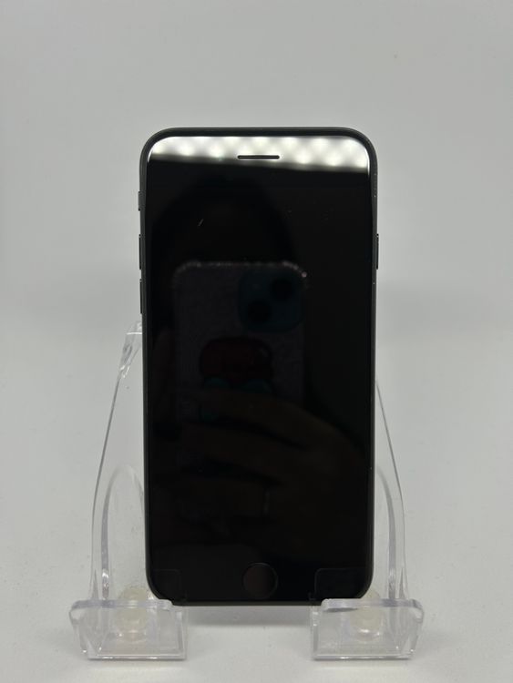 ��SIM�ե꡼ iPhoneSE��3����  64GB �ߥåɥʥ��� �Хåƥ꡼76%